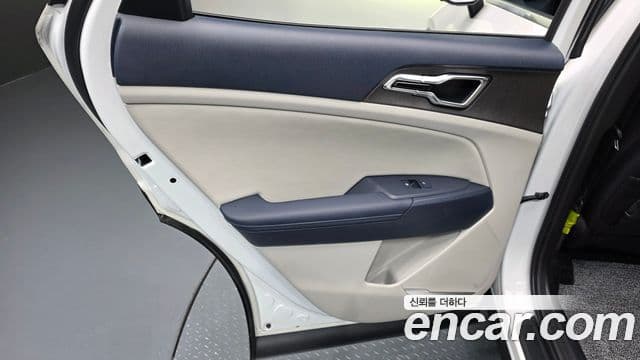 Kia Sportage 2025 — Şəkil 26/34