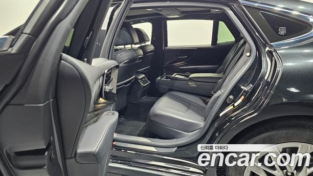 Lexus LS500 2018 — Şəkil 9/30