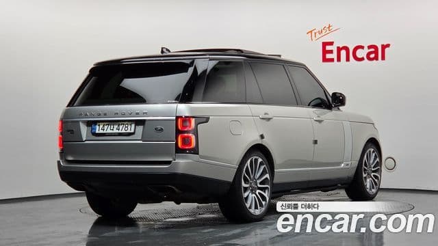 Land Rover Range Rover 2021 — Фото 2/20