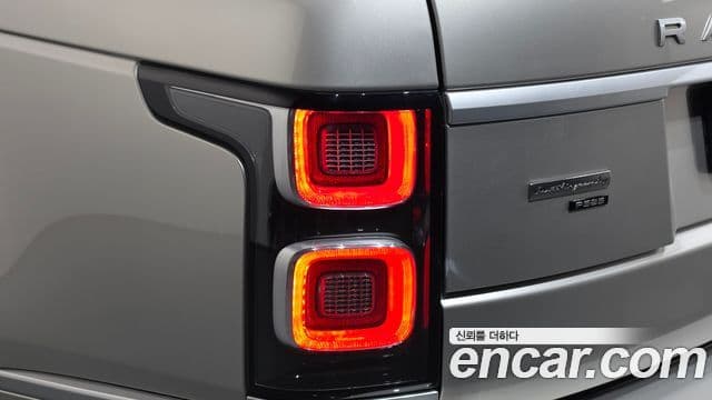 Land Rover Range Rover 2021 — Şəkil 38/41