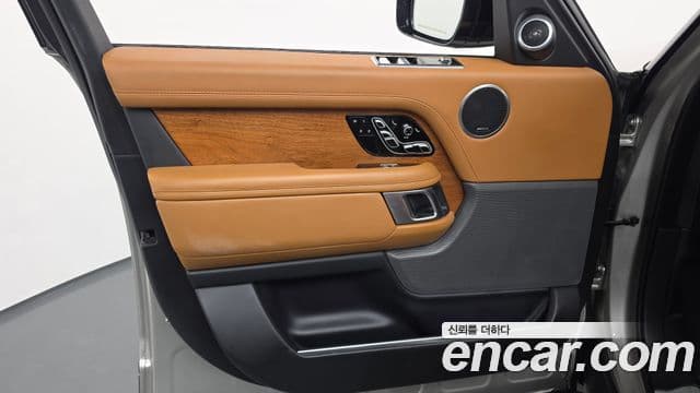 Land Rover Range Rover 2021 — Şəkil 37/41
