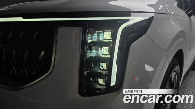 Kia Carnival 2025 — Şəkil 15/33