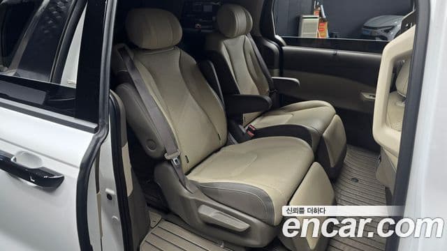 Kia Carnival 2025 — Şəkil 6/33
