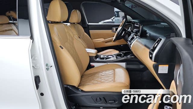 Kia Sorento 2022 — Фото 12/20