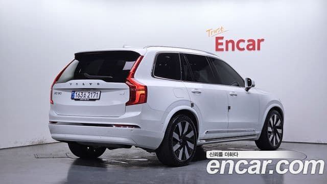 Volvo XC90 2024 — Фото 2/20