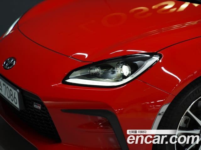 Toyota GR86 2024 — Photo 9/20