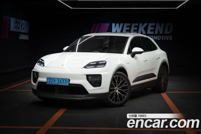 Porsche Macan EV 2025 — Photo 3/11