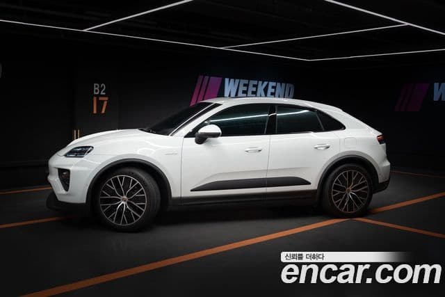 Porsche Macan EV 2025 — Photo 5/11