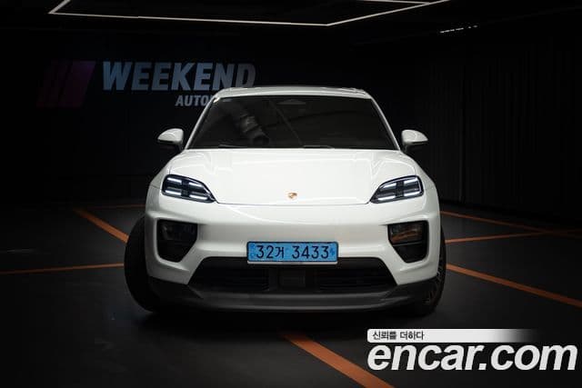 Porsche Macan EV 2025 — Photo 9/11