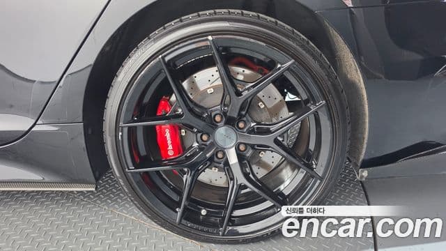 Kia Stinger 2019 — Şəkil 36/40