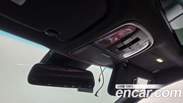 Kia Stinger 2019 — Şəkil 8/40