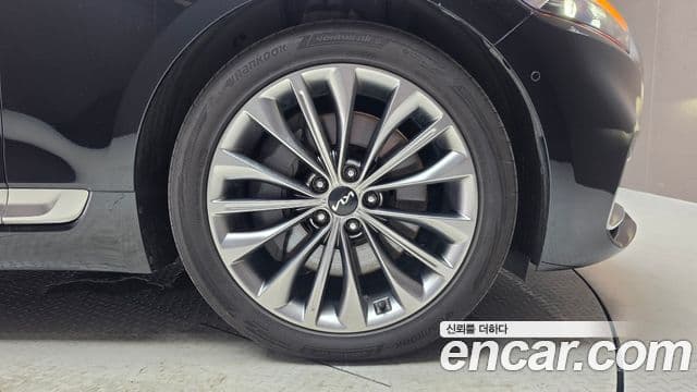 Kia The K9 2022 — Photo 22/34