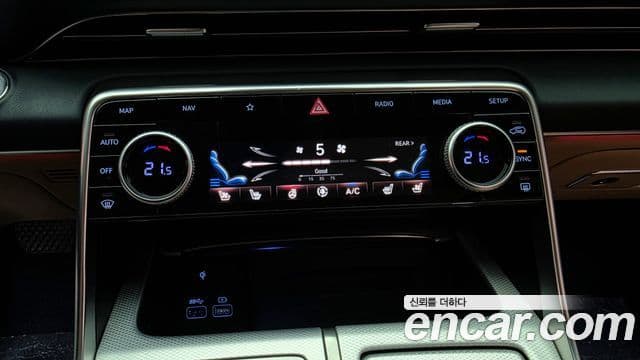 Genesis GV80 2022 — Şəkil 20/36