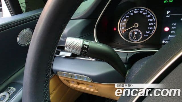 Genesis GV80 2022 — Şəkil 10/36