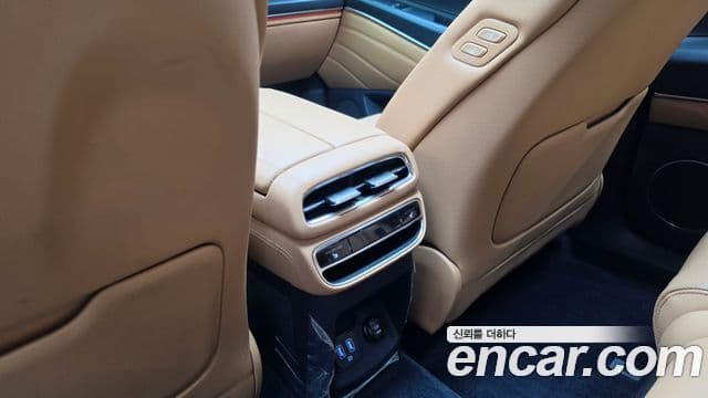 Genesis GV80 2022 — Şəkil 35/36