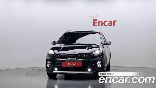 Kia Niro 2019 — Фото 3/20