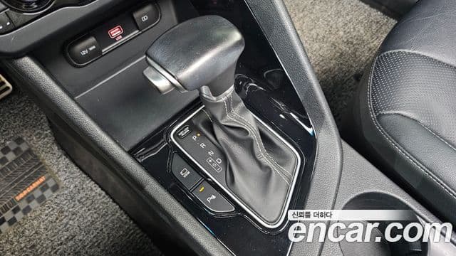 Kia Niro 2019 — Фото 9/20