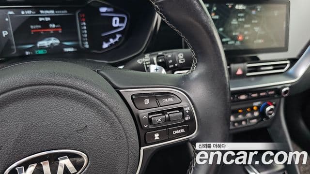 Kia Niro 2019 — Фото 15/20