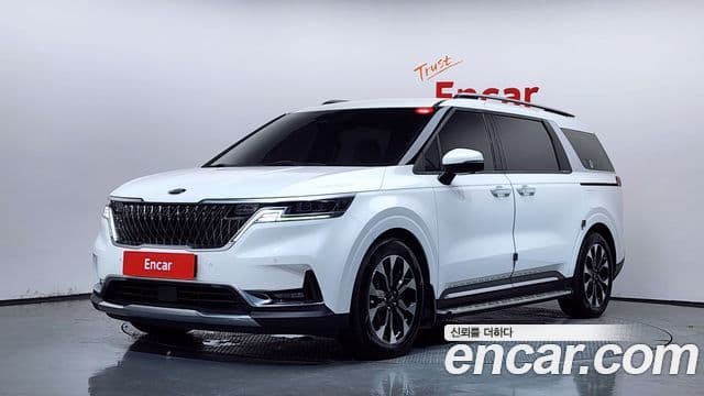 Kia Carnival 2021 — Фото 1/20