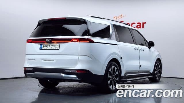 Kia Carnival 2021 — Фото 2/20