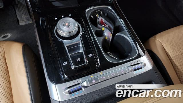Kia Carnival 2021 — Фото 9/20