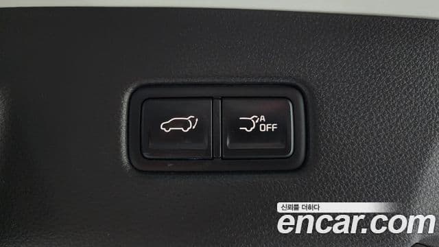 Kia Carnival 2021 — Фото 17/20