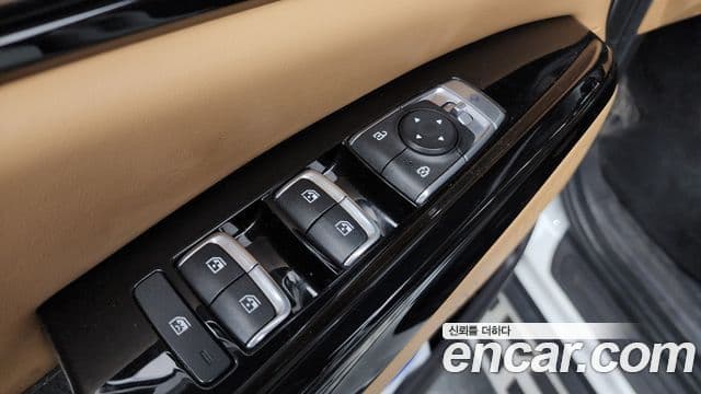 Kia Carnival 2021 — Фото 20/20
