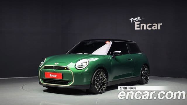 Mini Cooper Electric 2024 — ფოტო 9/34