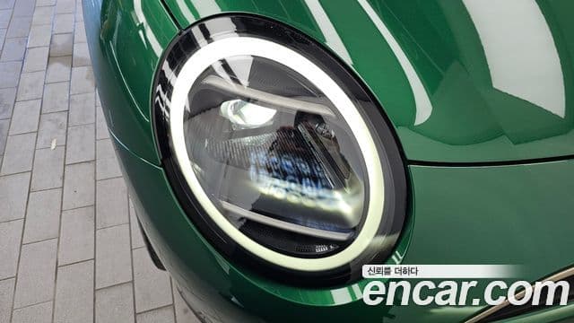 Mini Cooper Electric 2024 — ფოტო 14/34