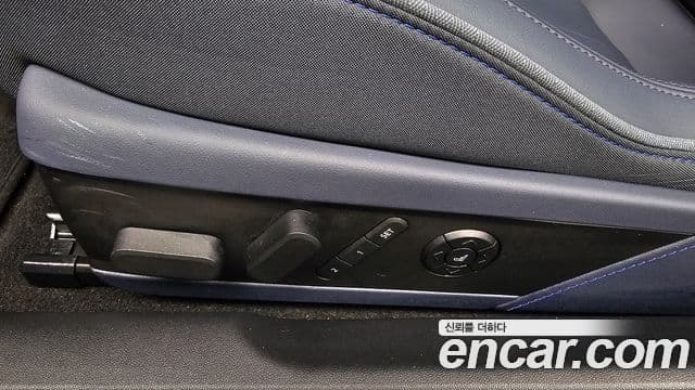Mini Cooper Electric 2024 — ფოტო 27/34