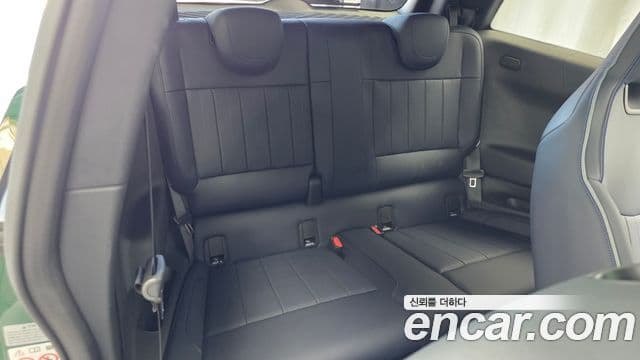 Mini Cooper Electric 2024 — ფოტო 4/33