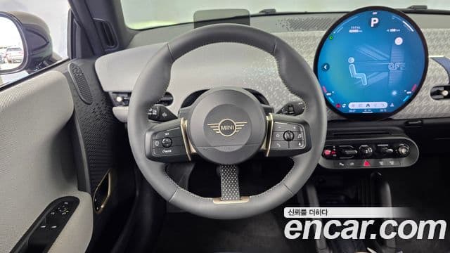 Mini Cooper Electric 2024 — ფოტო 2/33