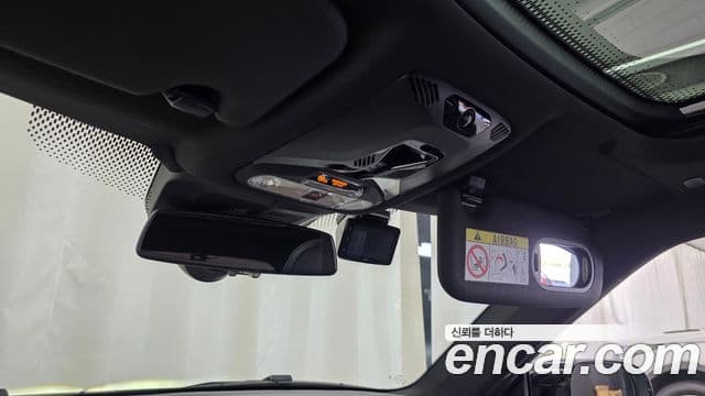 Mini Cooper Electric 2024 — ფოტო 11/33