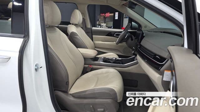 Kia Carnival 2024 — Фото 11/20