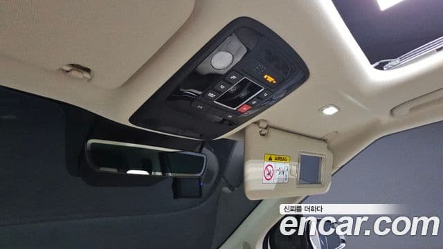 Kia Carnival 2025 — Şəkil 22/34