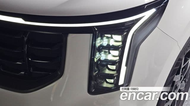 Kia Carnival 2025 — Şəkil 14/34