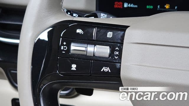 Kia Carnival 2025 — Şəkil 8/34