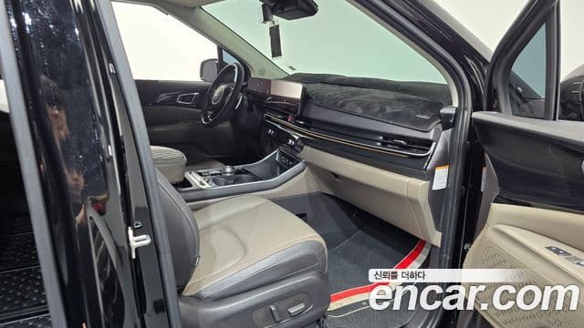 Kia Carnival 2024 — ფოტო 9/38