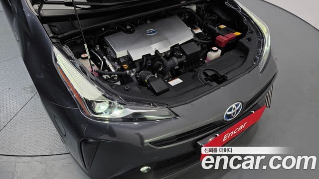 Toyota Prius 2019 — Photo 22/30