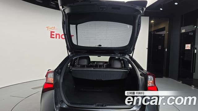 Toyota Prius 2019 — Photo 24/30