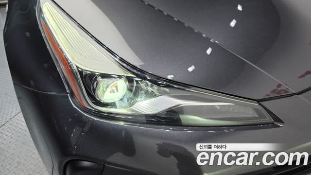 Toyota Prius 2019 — Photo 9/30