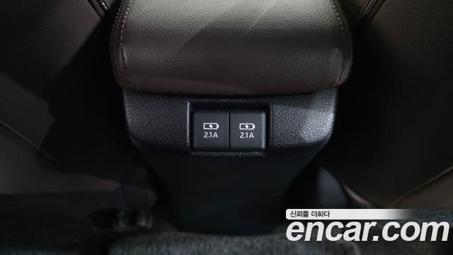 Toyota Prius 2019 — Photo 14/30