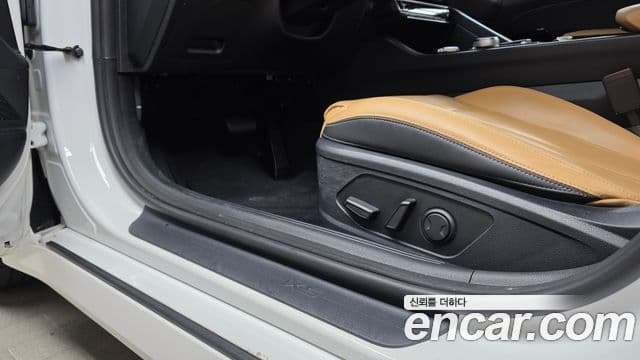Kia K5 2022 — Photo 13/32