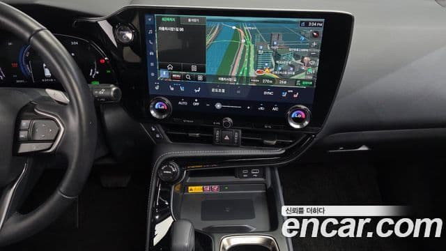 Lexus NX350h 2023 — ფოტო 18/32