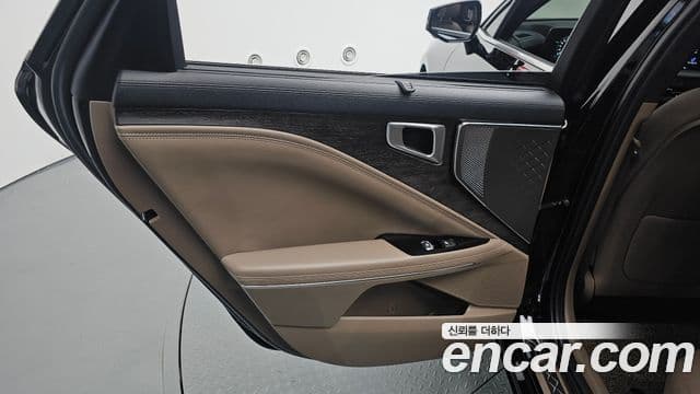 Kia K8 2023 — Photo 29/34