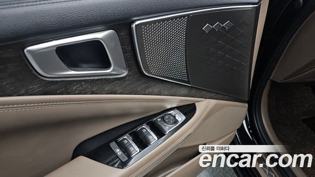Kia K8 2023 — Photo 8/34
