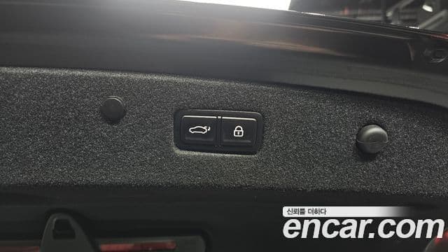 Kia K8 2023 — Photo 6/34