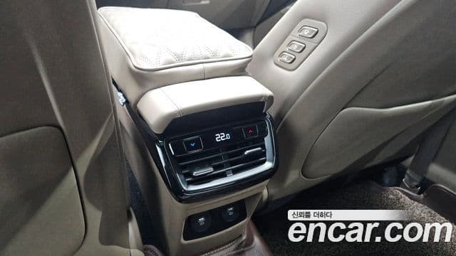 Kia K8 2023 — Photo 32/34