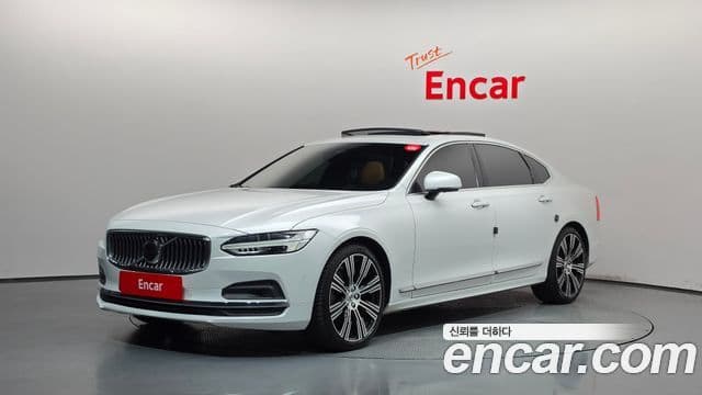 Volvo S90 2022 — Фото 1/20