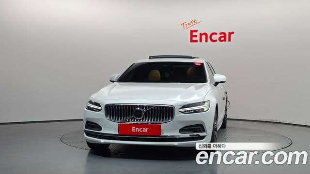 Volvo S90 2022 — Фото 3/20